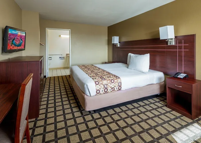 Motel Travelers - Phoenix