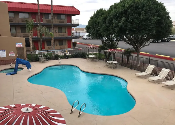 Travelers - Motel Phoenix