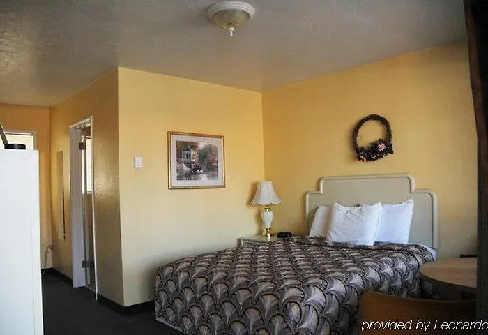 Travelers - Motel Phoenix